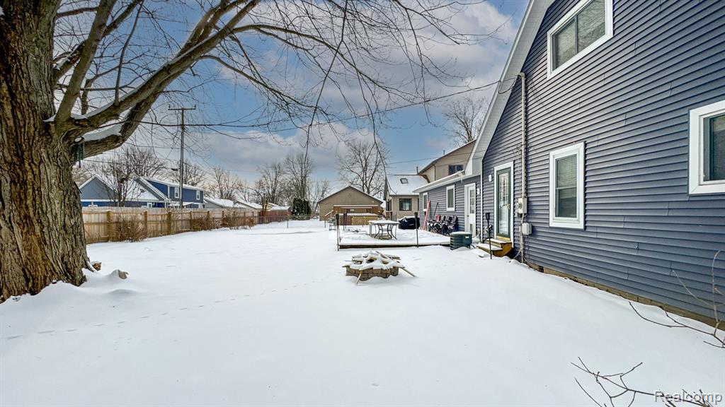 7631 LAKE PARK Road, Ira, MI — Photo 21