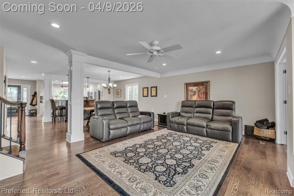 4869 Motorway Drive, Waterford, MI 48328 — Photo 22