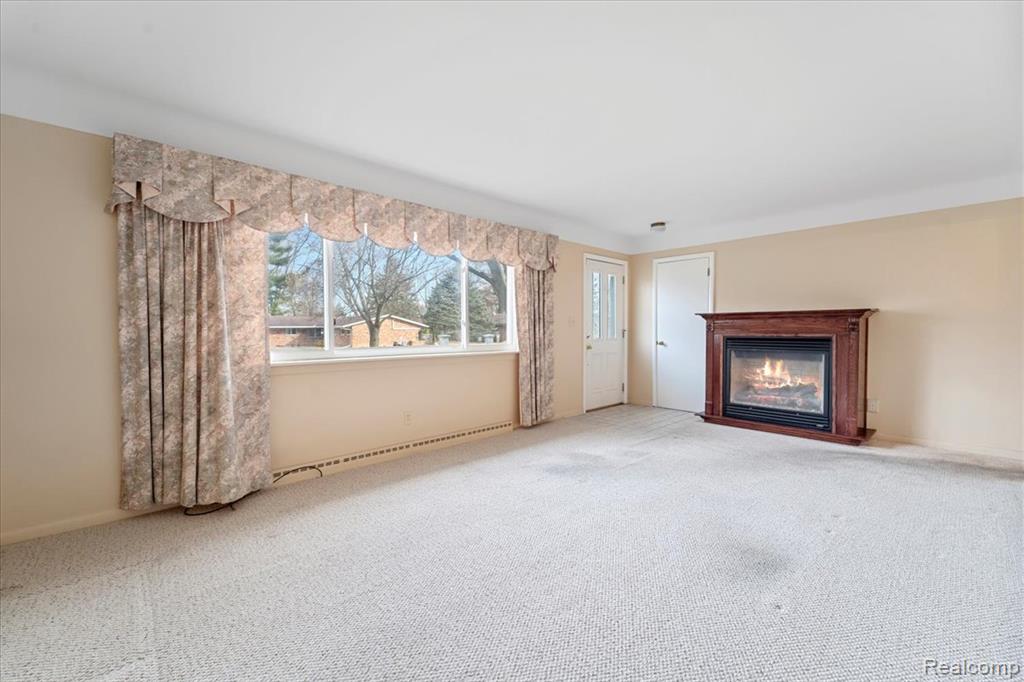 5033 Robinwood Street, Monroe, MI 48161 — Photo 4