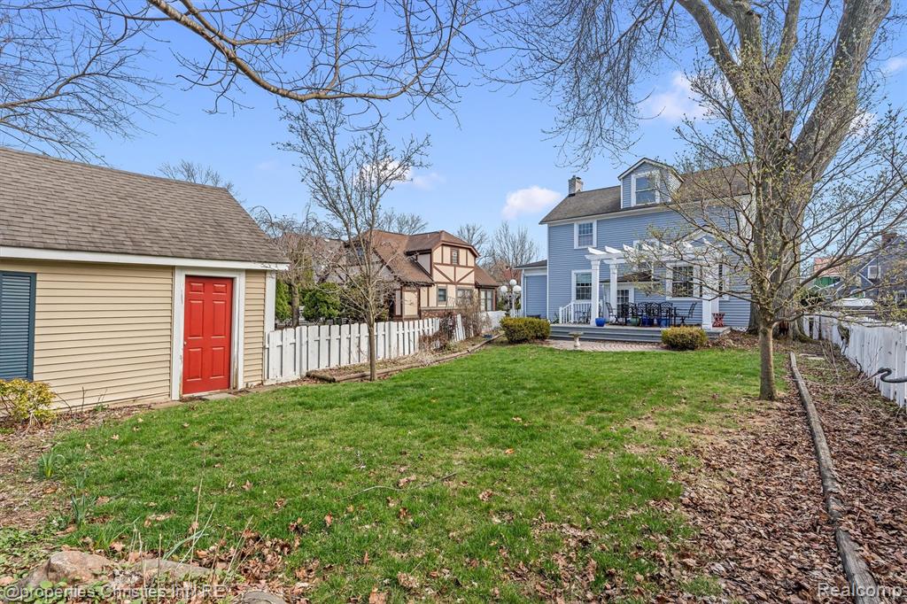 941 Forest Avenue, Birmingham, MI 48009 — Photo 34