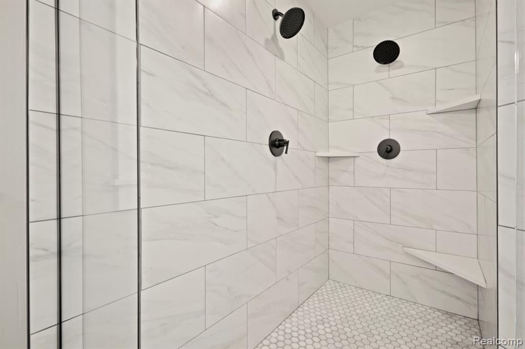 423 N Altadena Avenue, Royal Oak, MI 48067 — Photo 39
