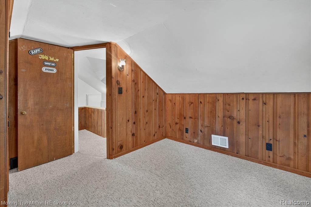 46800 W 11 Mile Road, Novi, MI — Photo 31