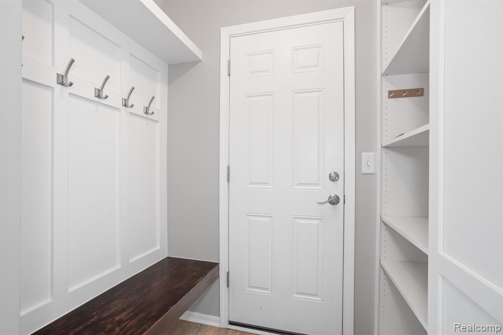 45550 DENISE, Plymouth, MI 48170 — Photo 17