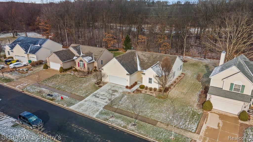 8392 PARKRIDGE Drive, Dexter, MI 48130 — Photo 23