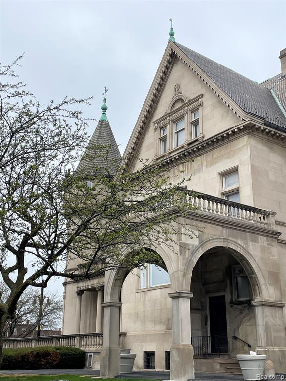 5734 Woodward Avenue, Detroit, MI 48202 — Photo 21