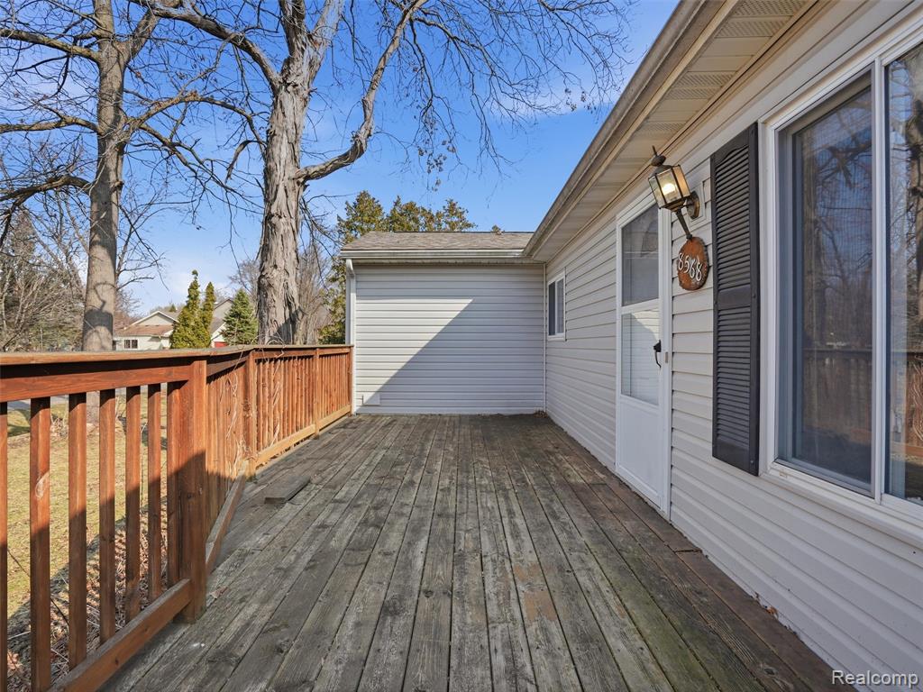 8568 Janis Street, Shelby Twp, MI 48317 — Photo 8