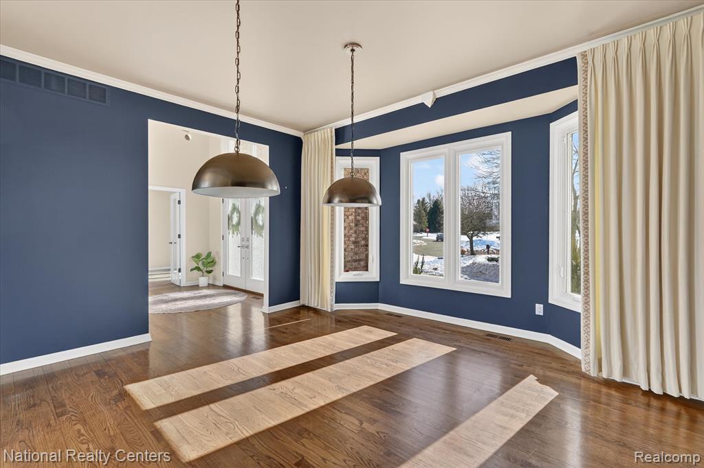 1280 Glen Court, Highland, MI — Photo 14