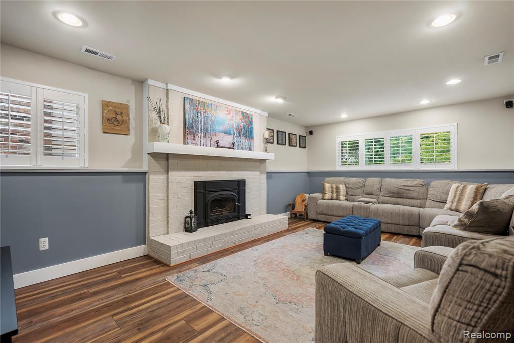 41961 Saltz Road, Canton, MI 48187 — Photo 11