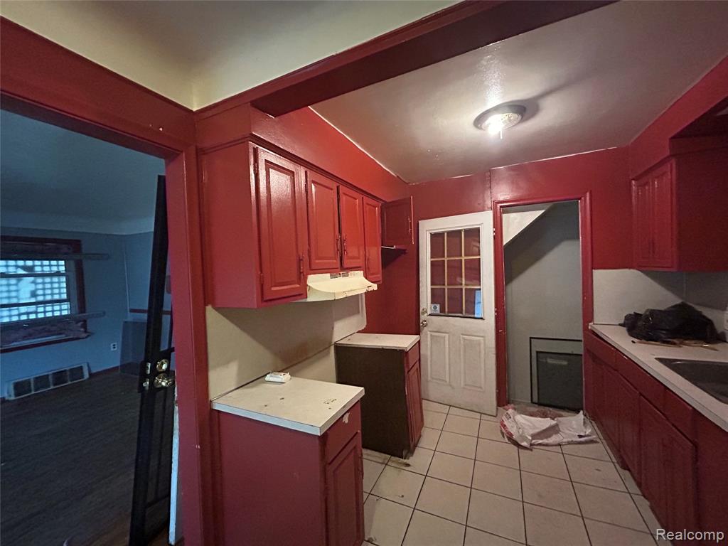 6506 Stahelin Avenue, Detroit, MI 48228 — Photo 4