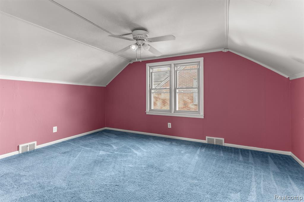 843 MAYBURN Street, Dearborn, MI 48128 — Photo 22