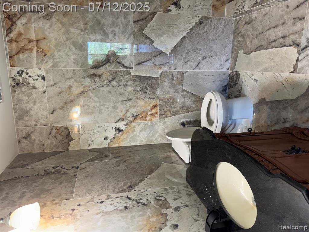 45562 Warwick Drive, Macomb, MI 48044 — Photo 3