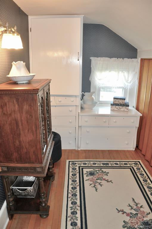 608 E MAPLE Street, Holly, MI 48442 — Photo 42
