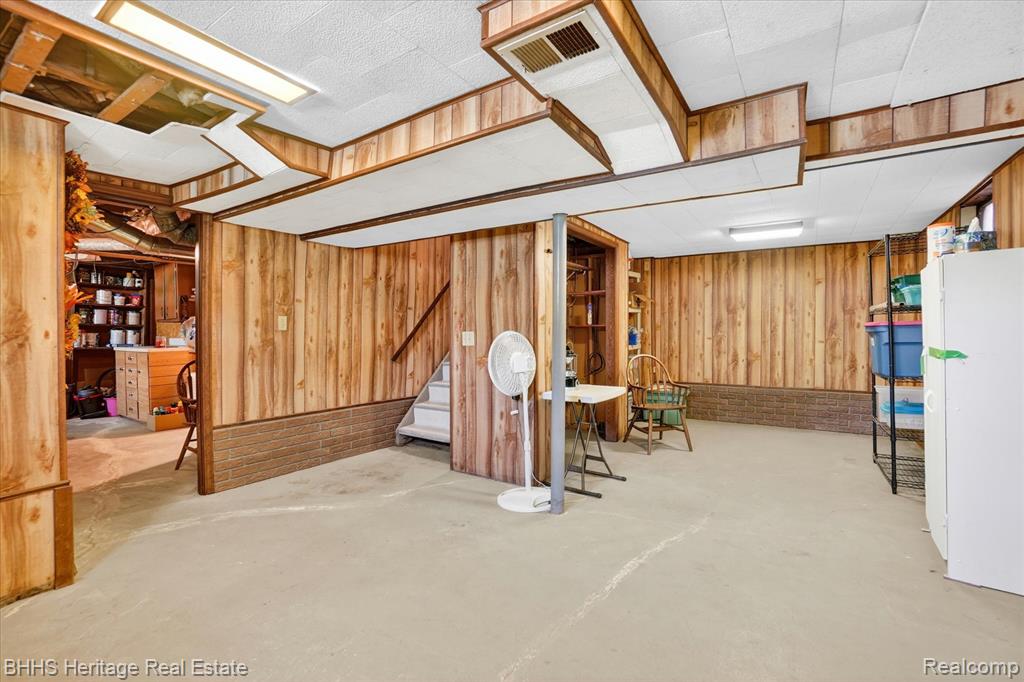 242 Monroe Street, Webberville, MI 48892 — Photo 25