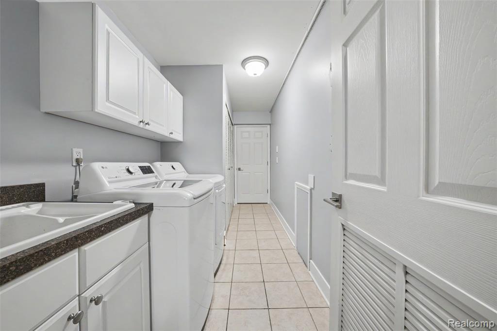 56075 Chesapeake Circle, 242, Utica, MI 48316 — Photo 16