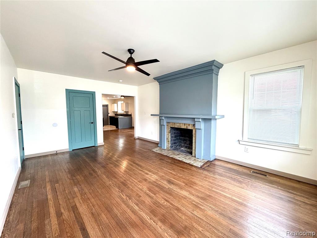2045 Calvert Street, Detroit, MI 48206 — Photo 16