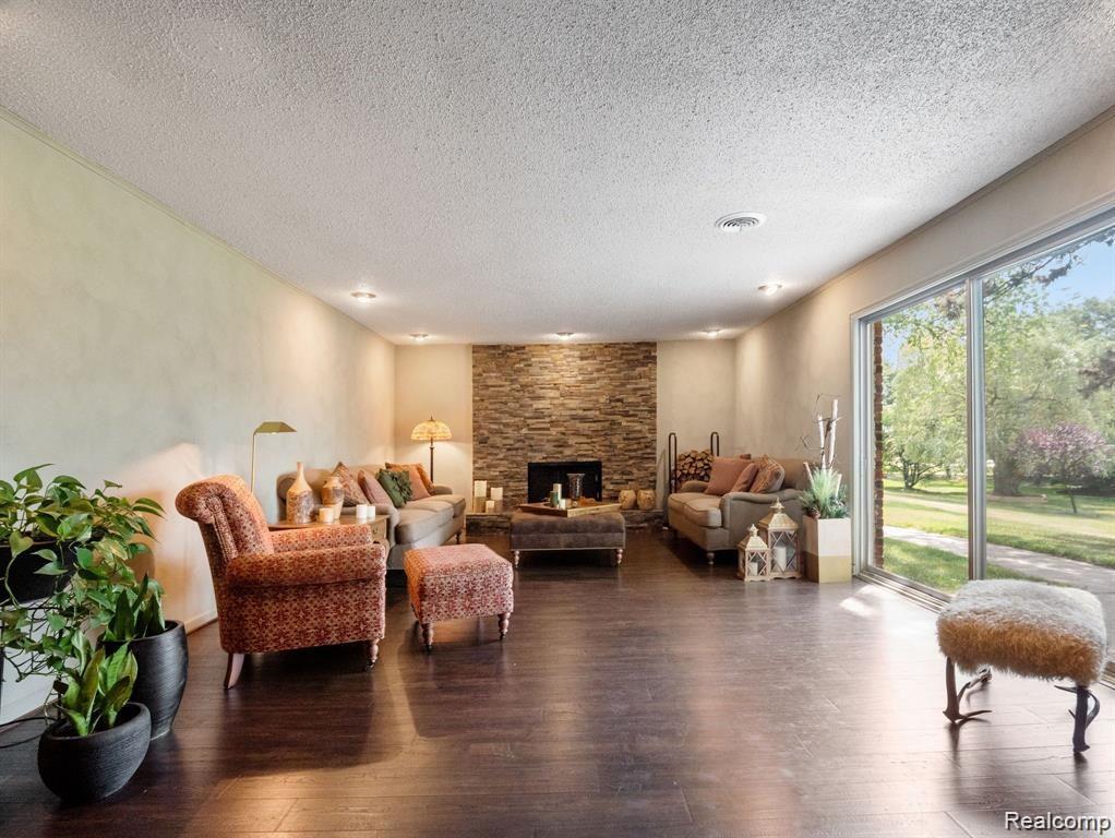 4819 THORNTREE Drive, West Bloomfield, MI — Photo 12