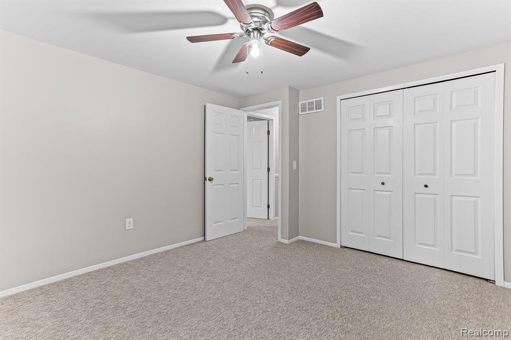 43300 OAKBROOK Court, Canton, MI 48187 — Photo 31