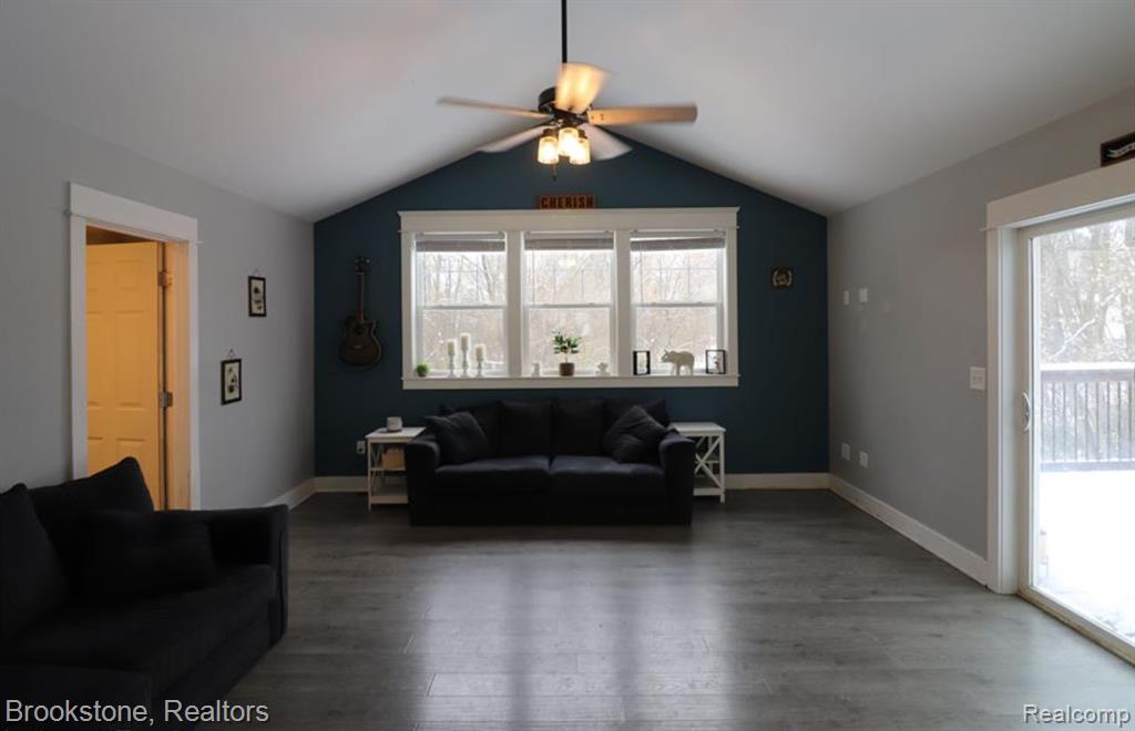 554 SHERIDAN Road, Jackson, MI 49203 — Photo 19