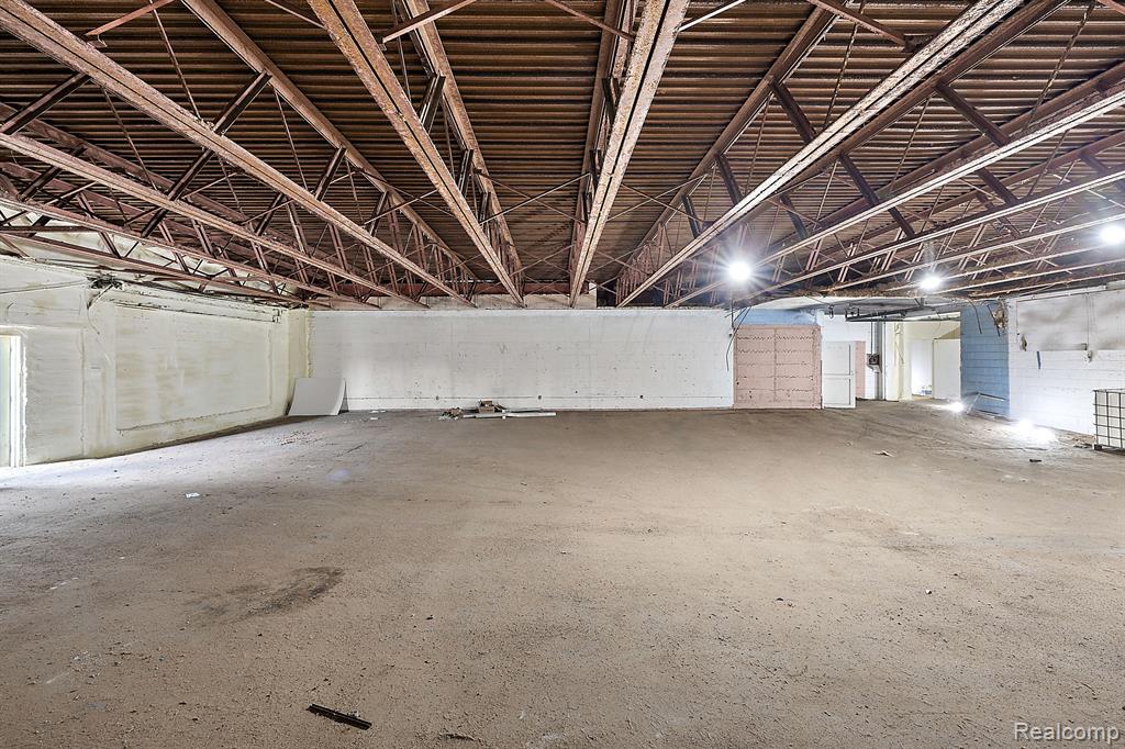 19807 VAN DYKE Street, Detroit, MI 48234 — Photo 43