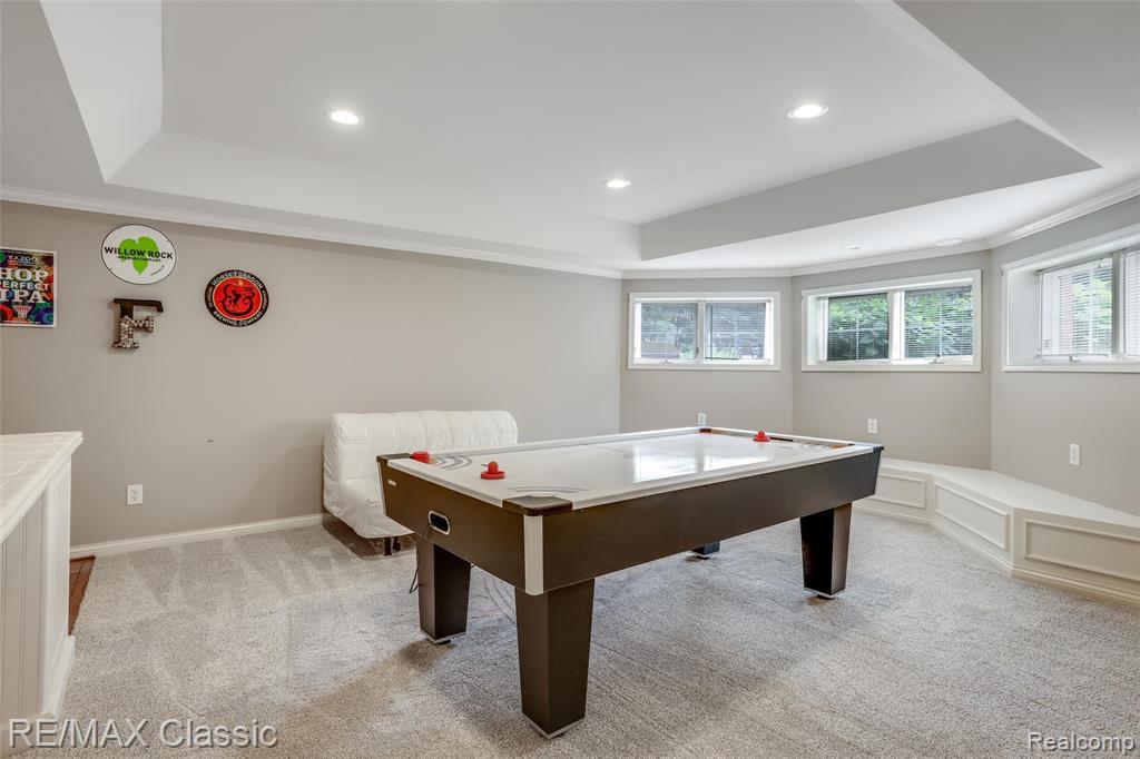 18438 Clairmont Circle E, Northville, MI 48168 — Photo 55