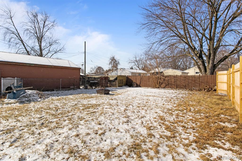 8208 OAK Street, Taylor, MI — Photo 21