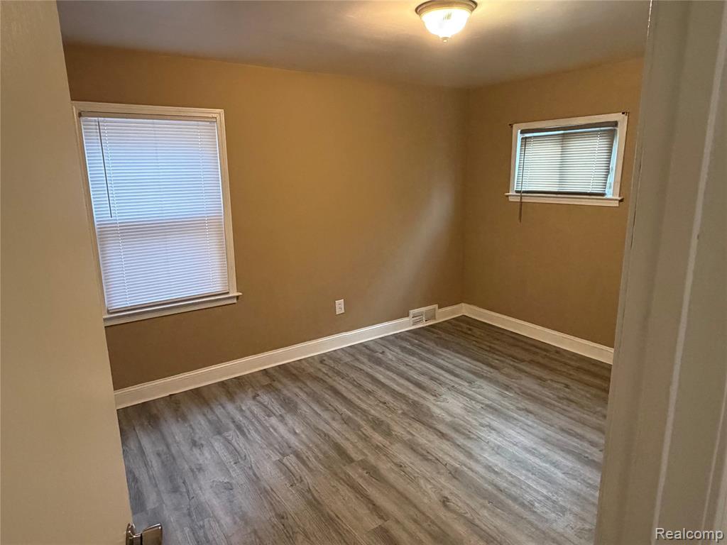 14333 Grandville Avenue, Detroit, MI 48223 — Photo 9