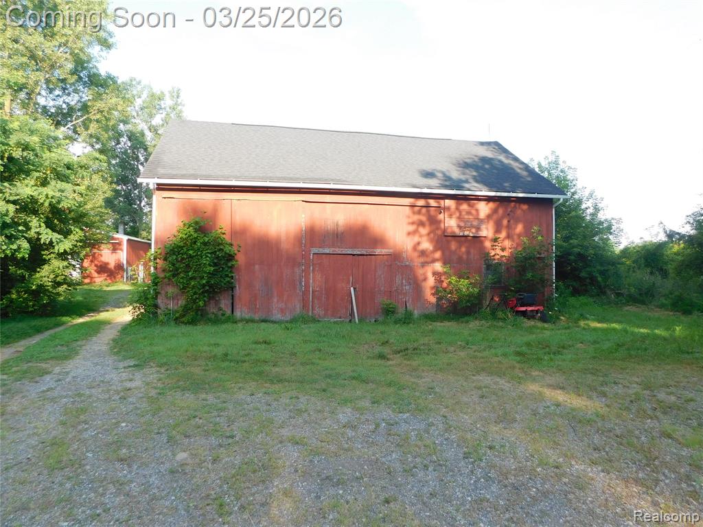 5284 Scotch Settlement Road, Almont, MI 48003 — Photo 32