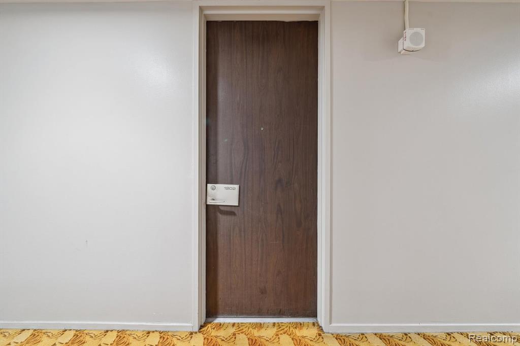 8200 E Jefferson, #1202, Detroit, MI 48214 — Photo 3