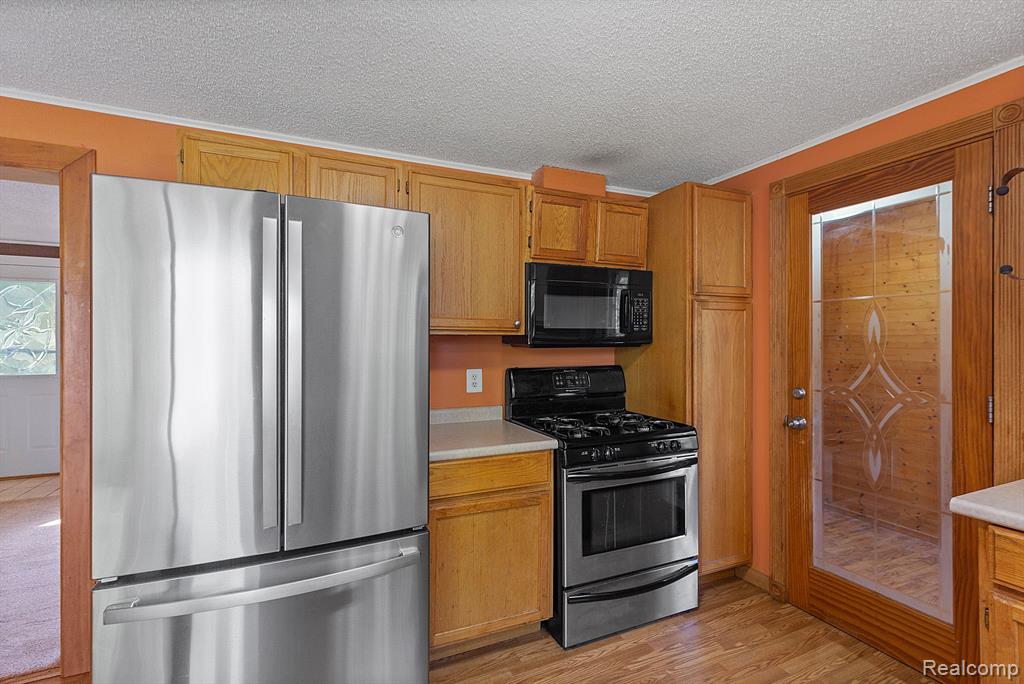 4375 WEST Street, Leonard, MI 48367 — Photo 7