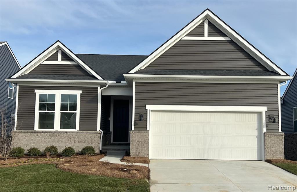 1664 Moss Drive, Milford, MI 48381
