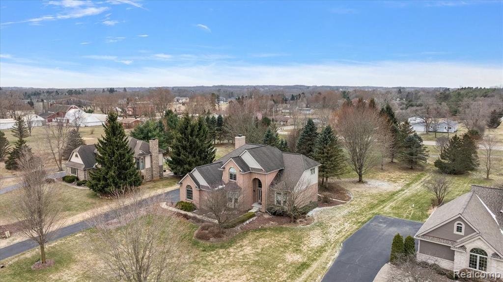 8446 S Shore Drive, Clarkston, MI 48348 — Photo 52
