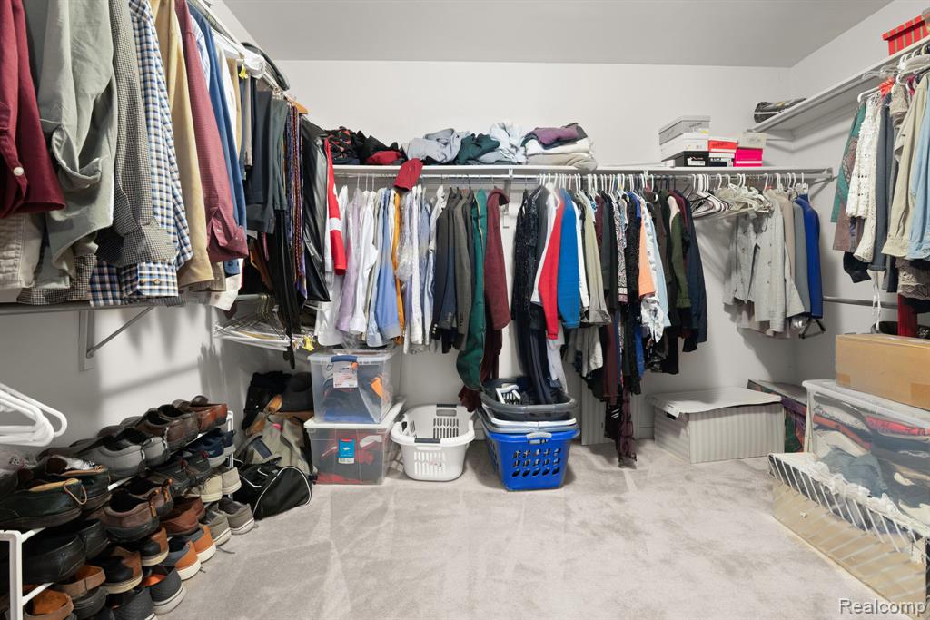 40700 Kingsley Lane, Novi, MI 48377 — Photo 16