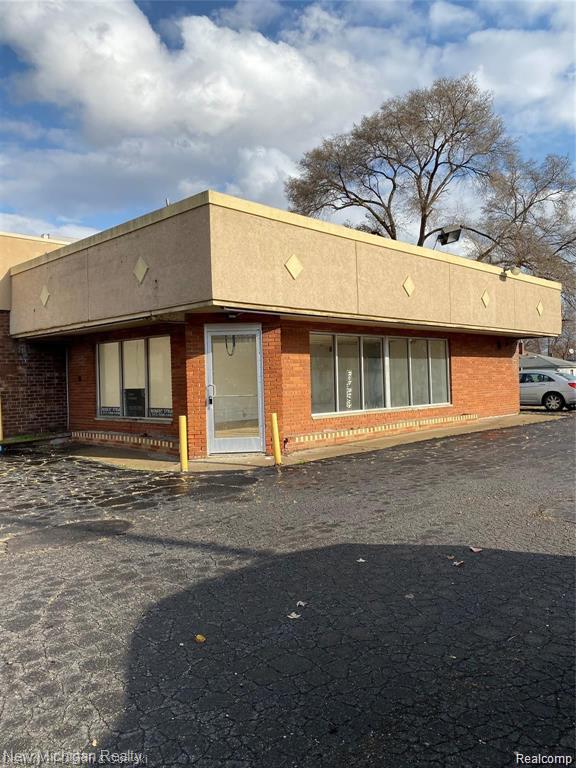 5347 Telegraph, Dearborn Heights, MI 48125 — front exterior