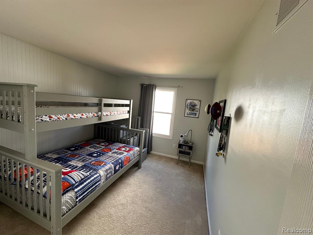 16983 COURVILLE Drive, Northville, MI 48168 — Photo 47