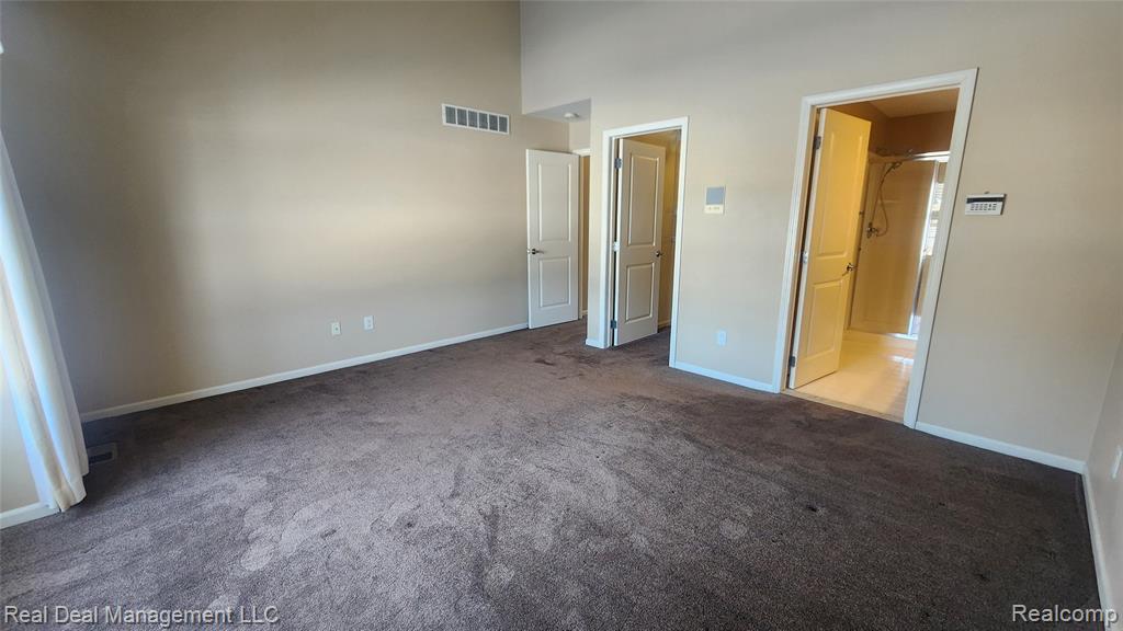 6146 Lone Oak Circle, Grand Blanc, MI 48439 — Photo 15