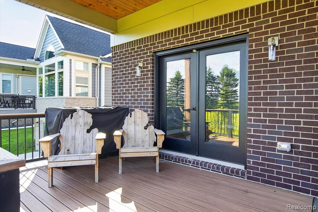 8236 Stoney Creek Drive, South Lyon, MI 48178 — Photo 9