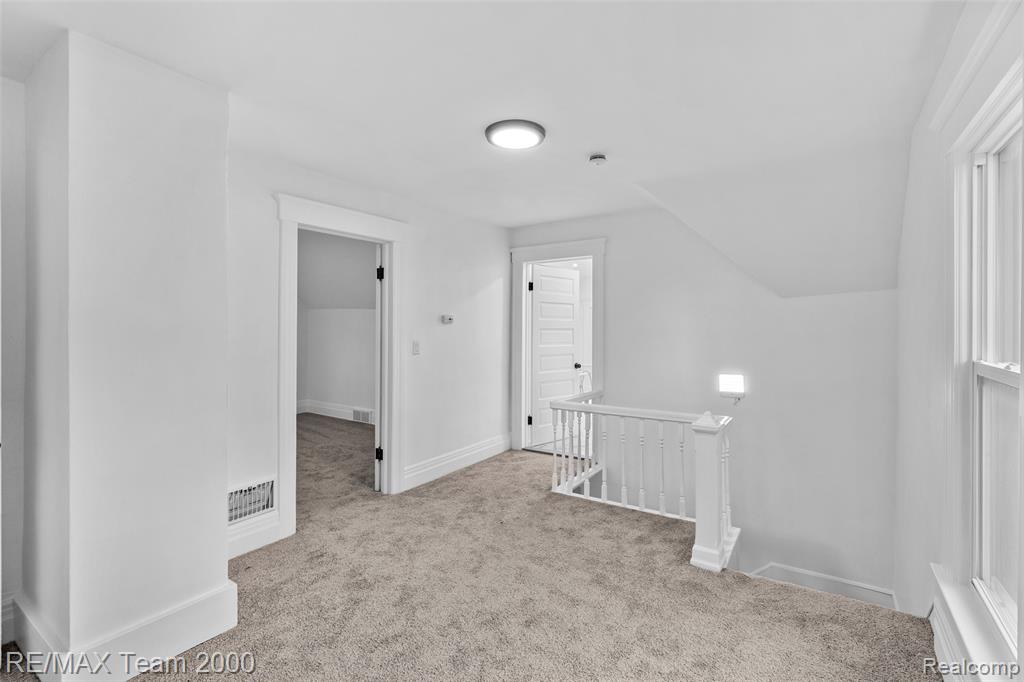 605 Eureka Road, Wyandotte, MI 48192 — Photo 20