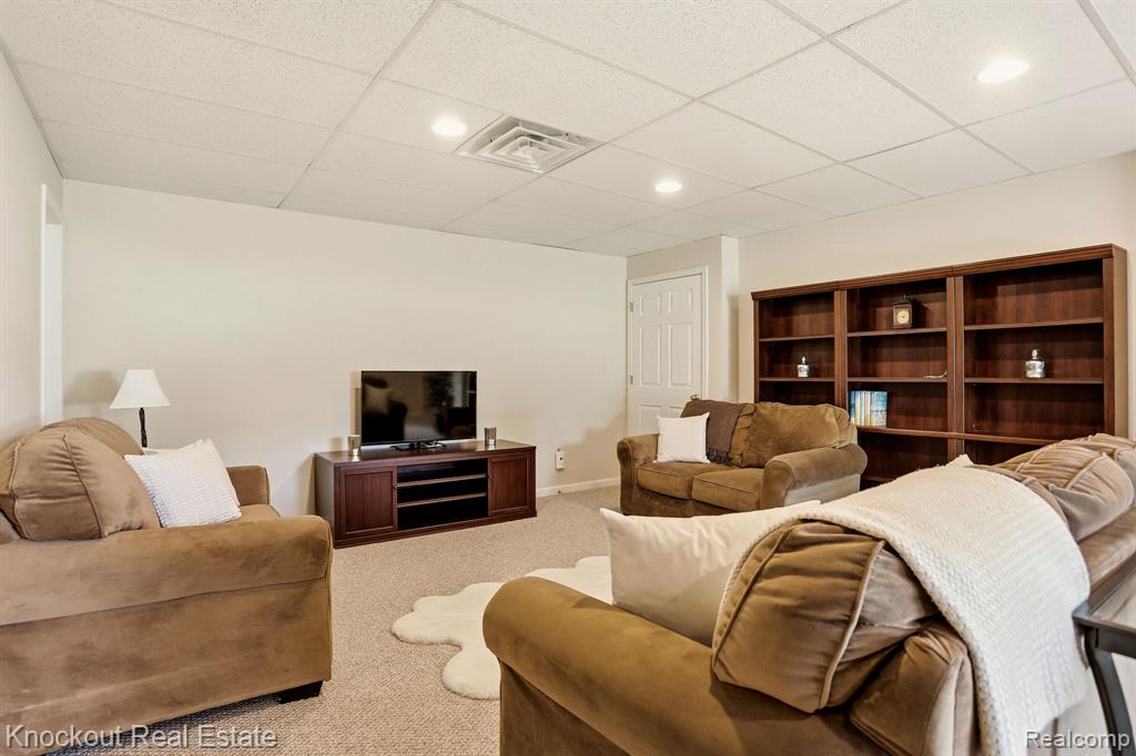 373 Block Street, Frankenmuth, MI 48734 — Photo 36