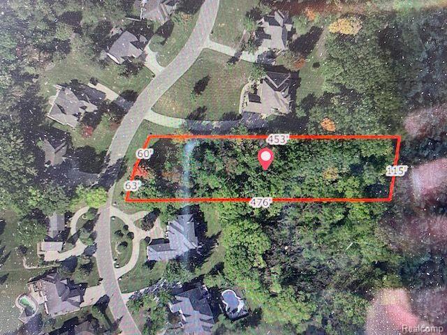 667 BENDING BROOK Drive, Flushing, MI 48433 — Photo 4