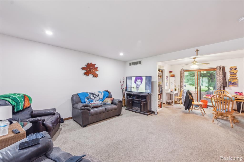 1030 S Lincoln Road, Mount Pleasant, MI 48858 — Photo 5