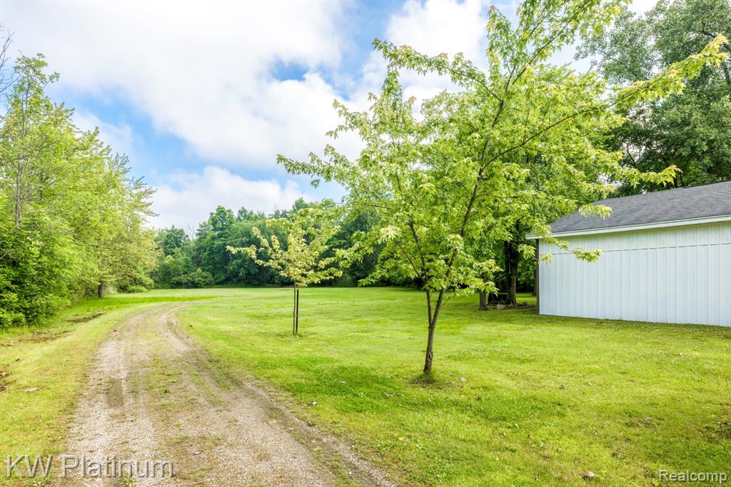 5930 Gratiot Avenue, St. Clair, MI 48079 — Photo 34