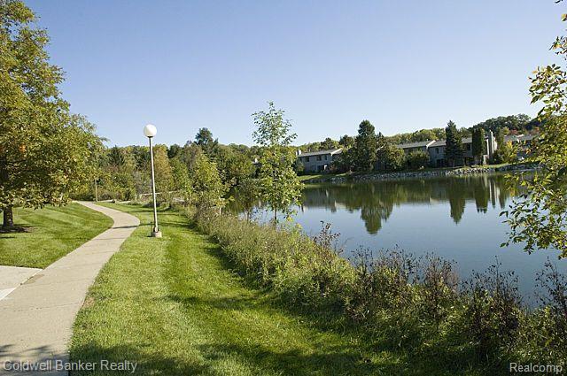 759 PENINSULA, Ann Arbor, MI 48105 — Photo 42