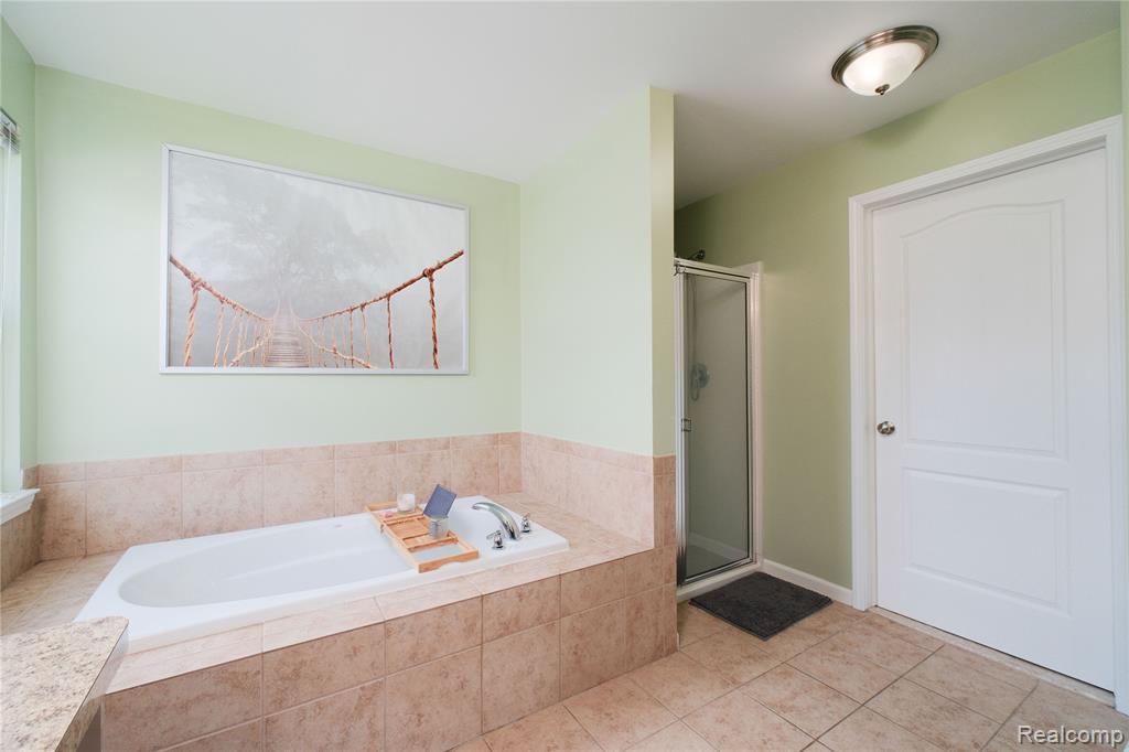 13863 Sherborn Court, Southgate, MI 48195 — Photo 32