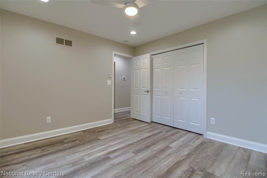 713 Woodcreek Circle, 26, Saline, MI 48176 — Photo 16