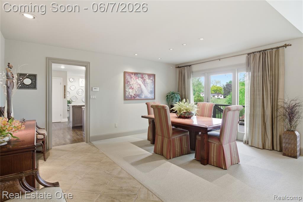 5321 Forest Way, Bloomfield Hills, MI 48302 — Photo 12