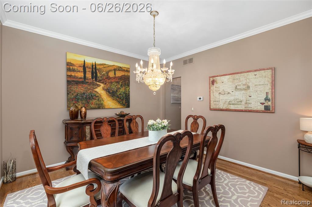 2176 Oakwood Drive, Troy, MI 48085 — Photo 8