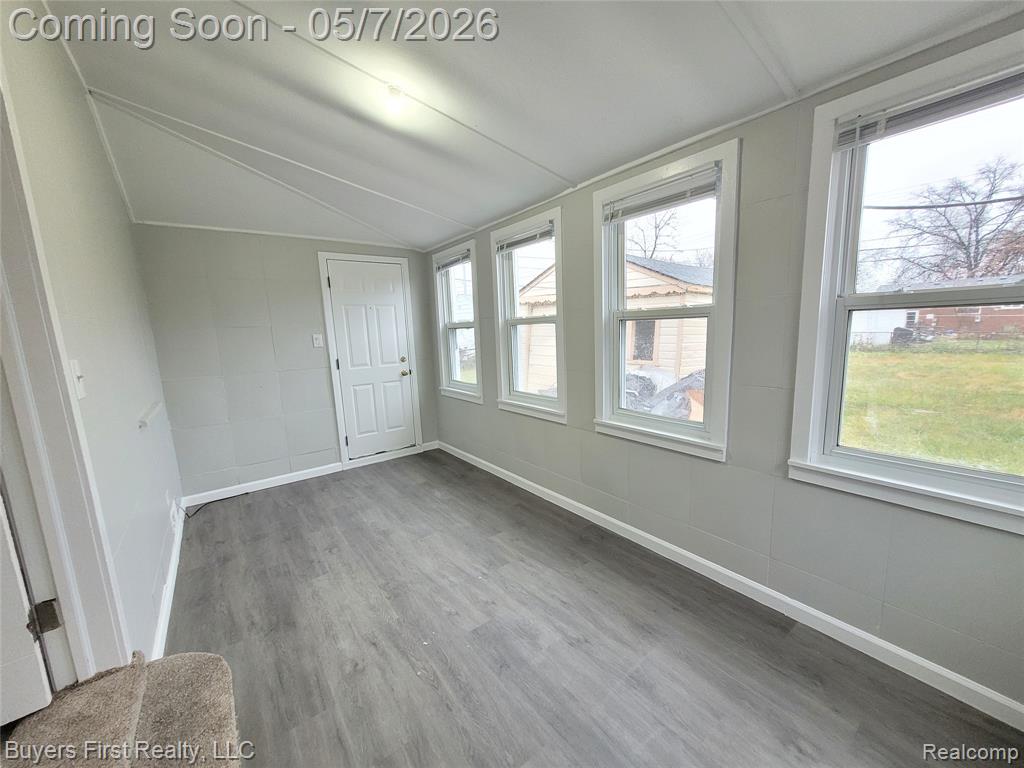 22084 Normandy Avenue, Eastpointe, MI 48021 — Photo 17