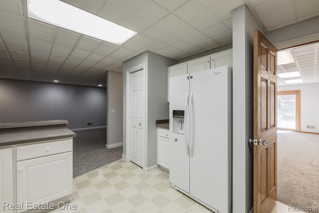 5690 White Lake Road, Clarkston, MI — Photo 44