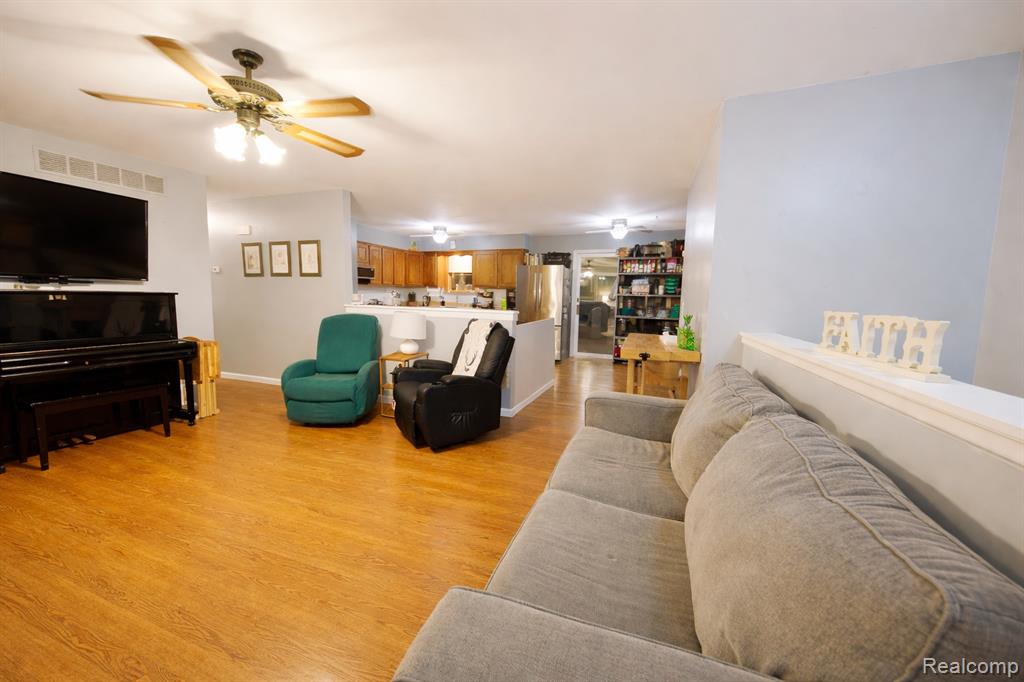 7791 Lavon Drive, Clarkston, MI 48348 — Photo 16