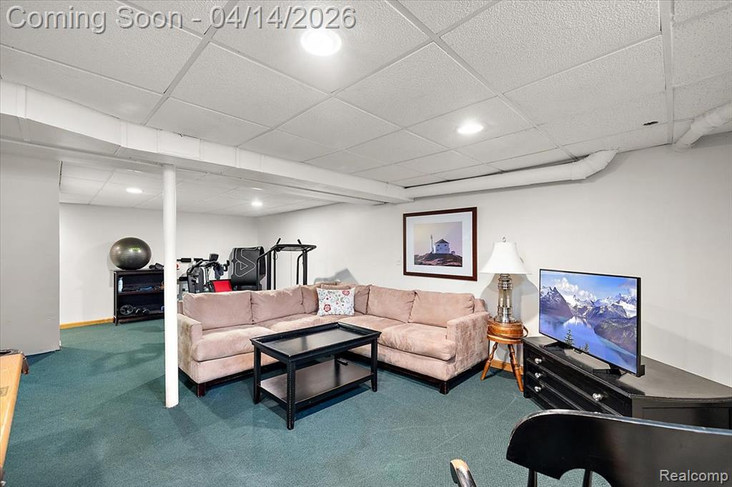 31251 Heath Court, Beverly Hills, MI 48025 — Photo 46